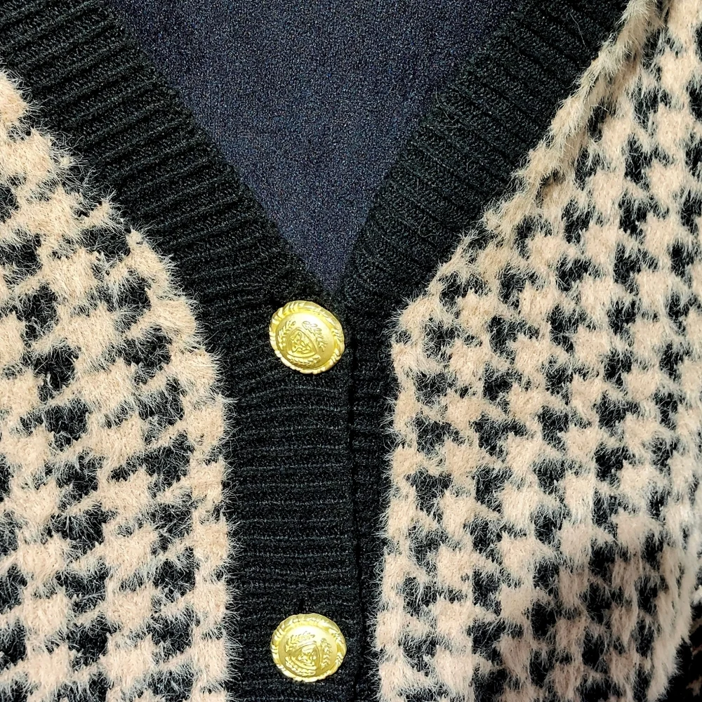 Tahari Womens Brown & Tan Houndstooth Eyelash Cozy Stretch Cardigan Sz S - Picture 3 of 7